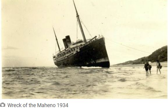 SS Maheno wreck.jpg