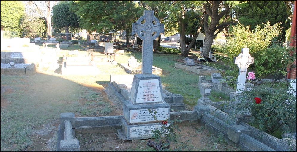 Cemetery wide Roberts CF.JPG