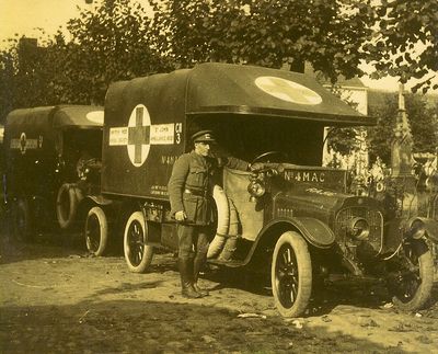 Richardson Alexander Rupert with Ambulance.jpg